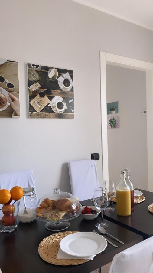 Corte 22 B&B E Appartamenti Borgomanero Buitenkant foto