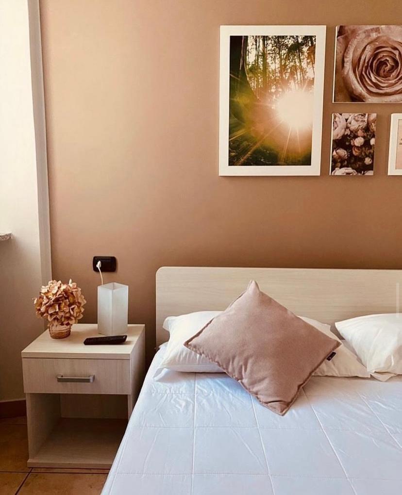 Corte 22 B&B E Appartamenti Borgomanero Buitenkant foto