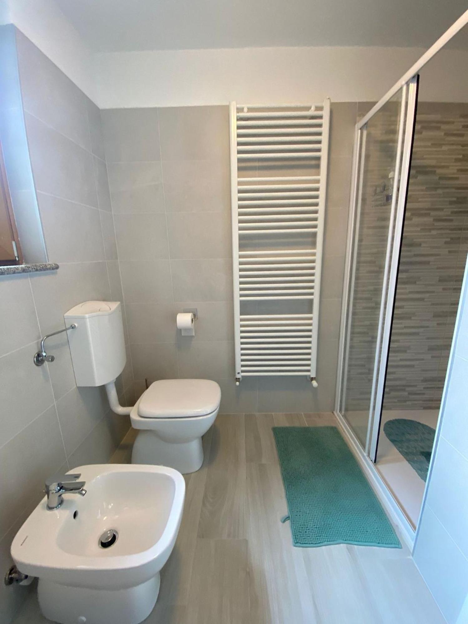 Corte 22 B&B E Appartamenti Borgomanero Buitenkant foto