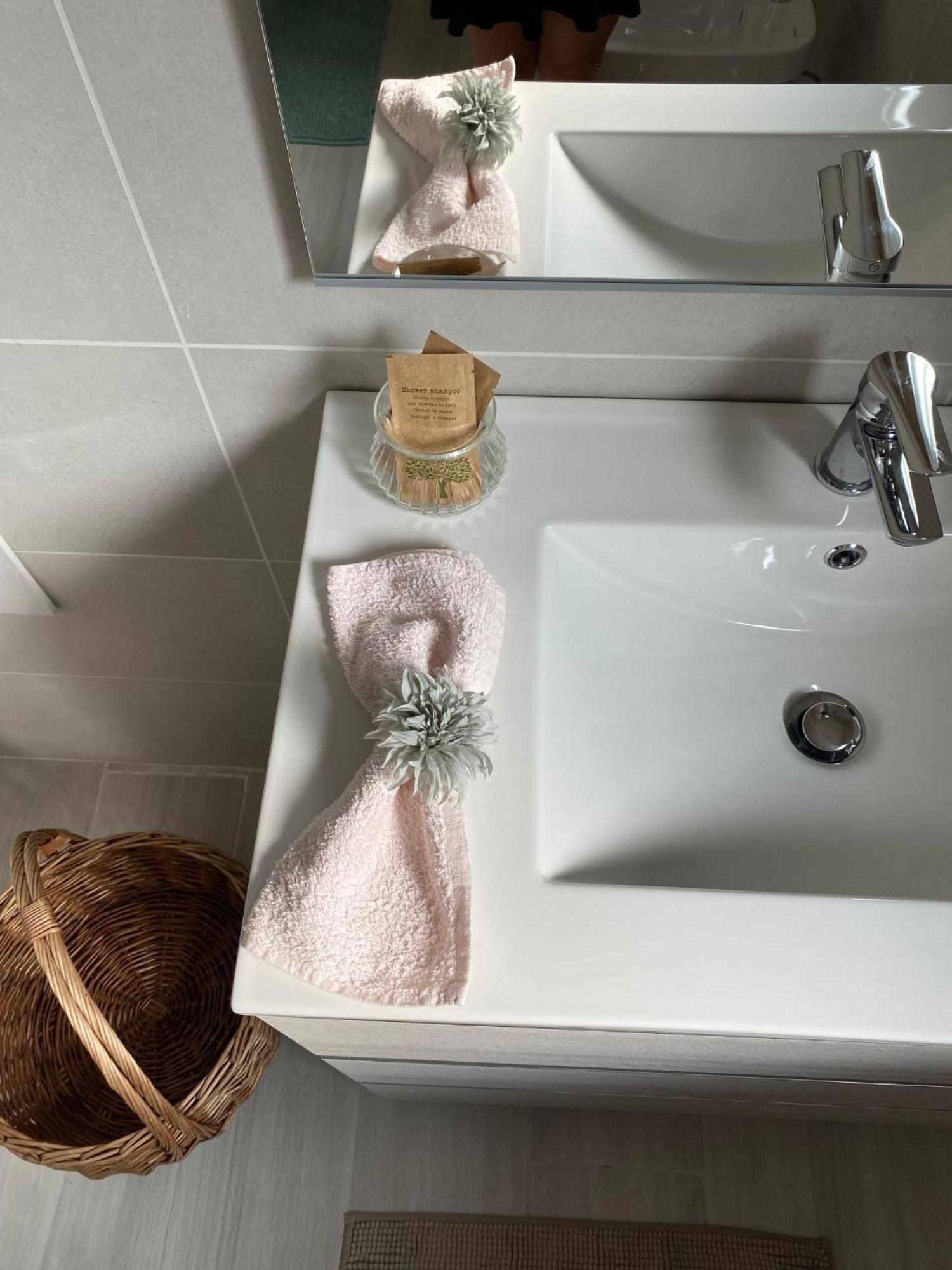 Corte 22 B&B E Appartamenti Borgomanero Buitenkant foto
