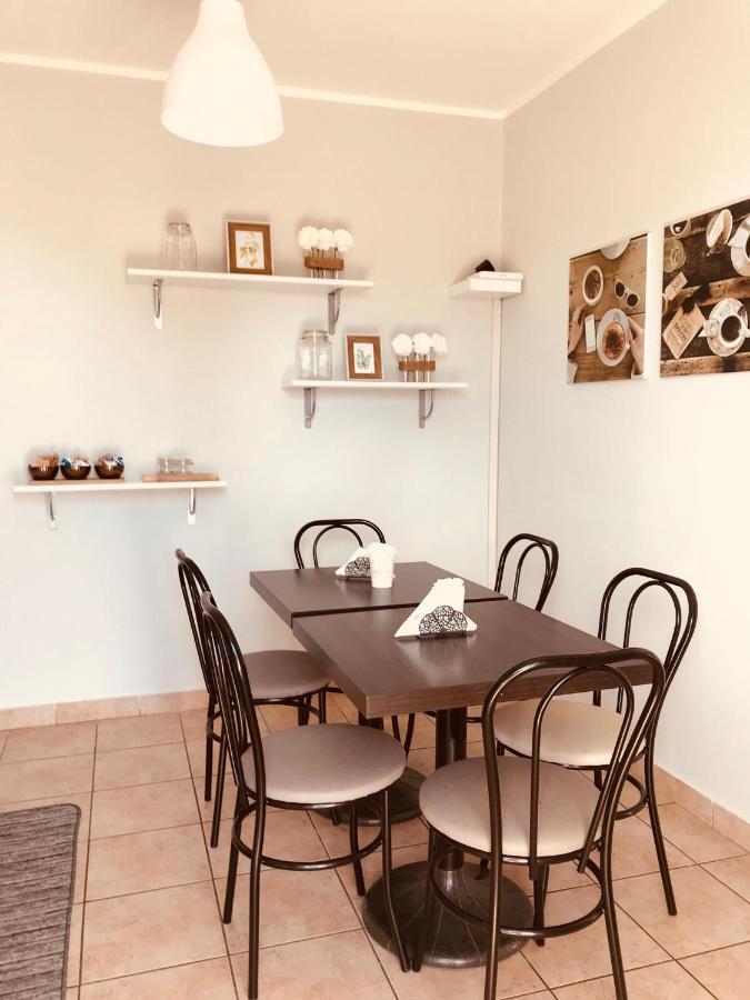 Corte 22 B&B E Appartamenti Borgomanero Buitenkant foto